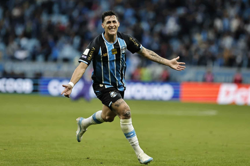 Foto: Roberto Vinicius/AGIF
